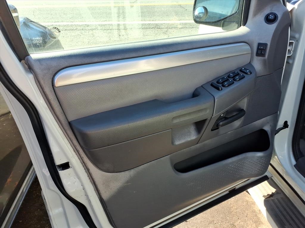 Mercury Mountaineer  2003