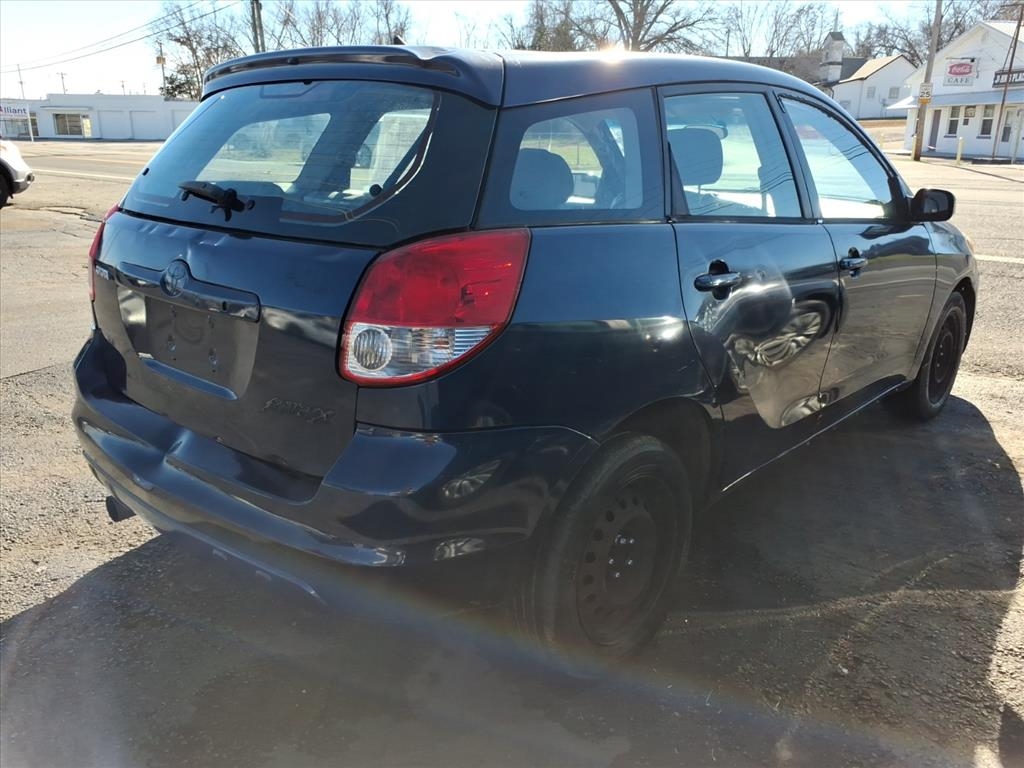 Toyota Matrix  2004