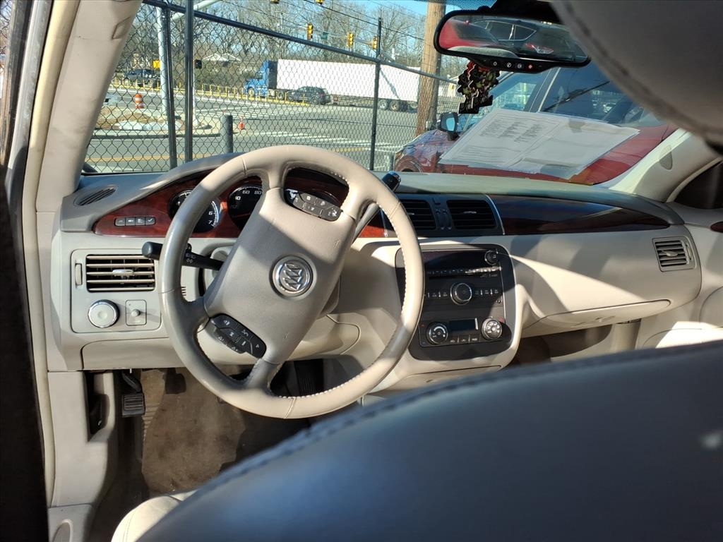 Buick Lucerne  2009