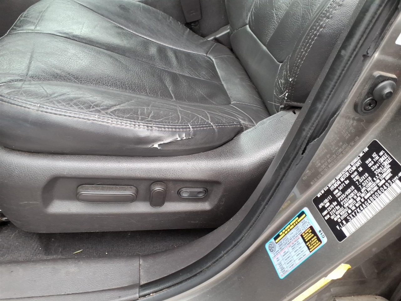 Hyundai Santa Fe  2011