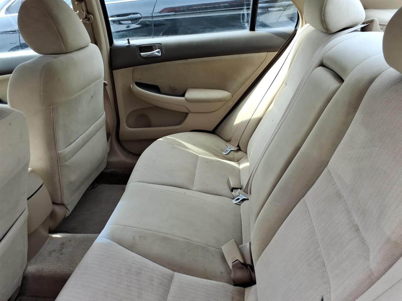 Honda Accord Sdn  2004