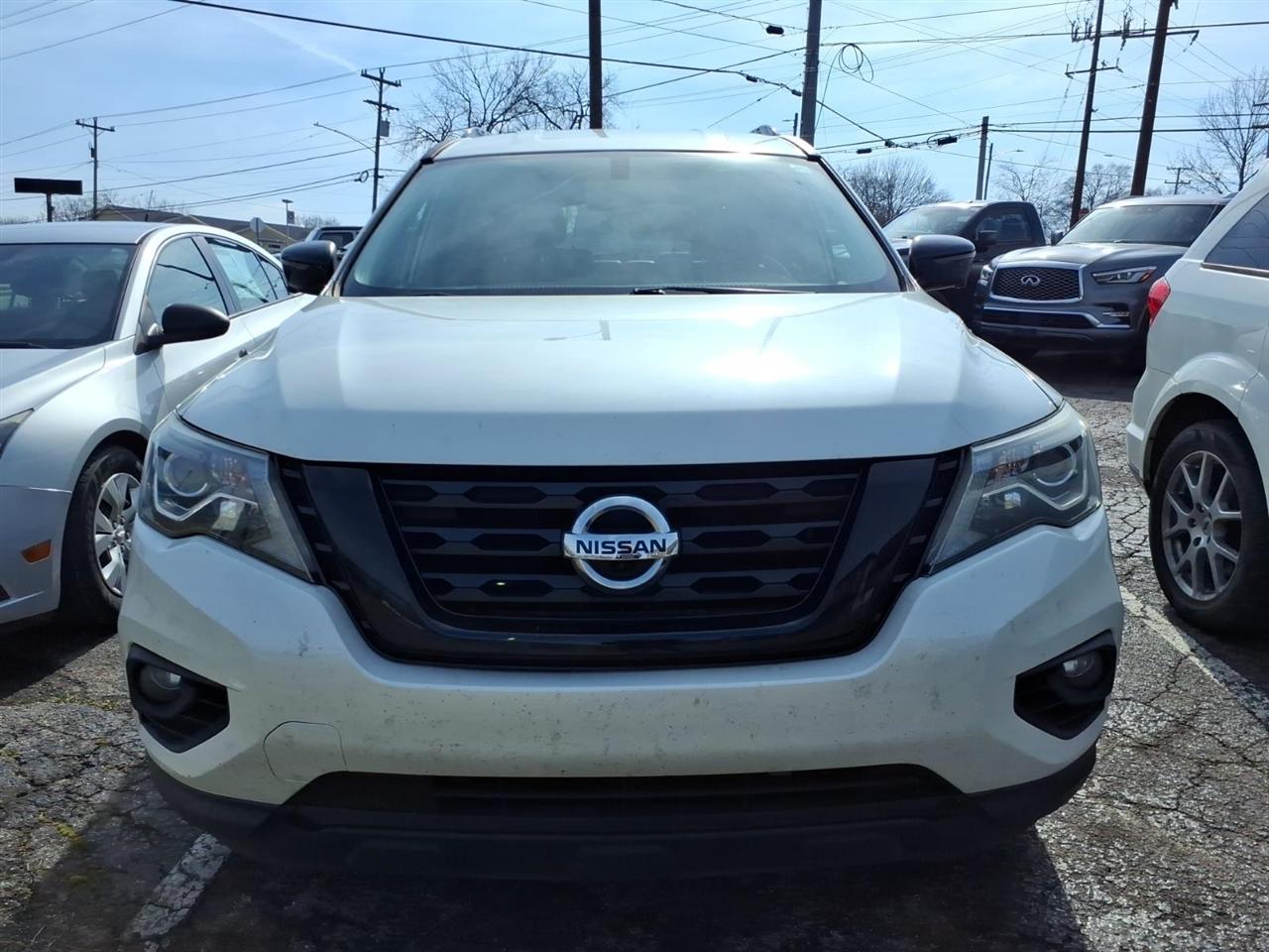Nissan Pathfinder  2018