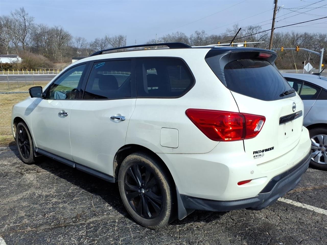 Nissan Pathfinder  2018