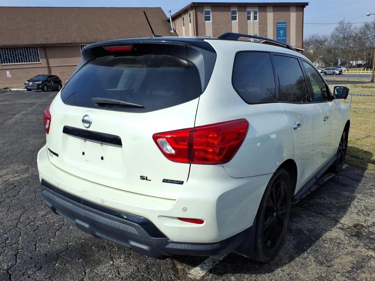 Nissan Pathfinder  2018