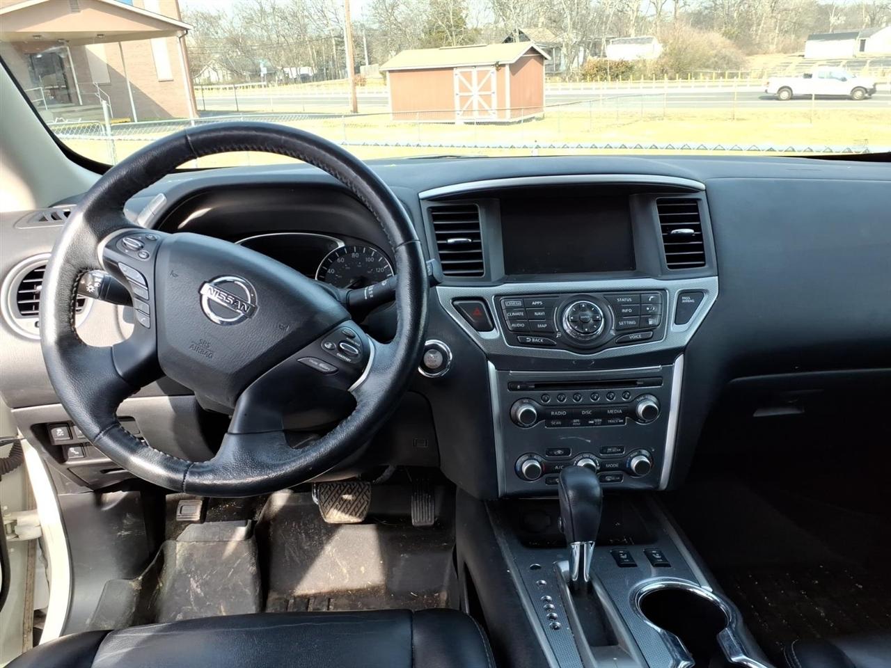 Nissan Pathfinder  2018