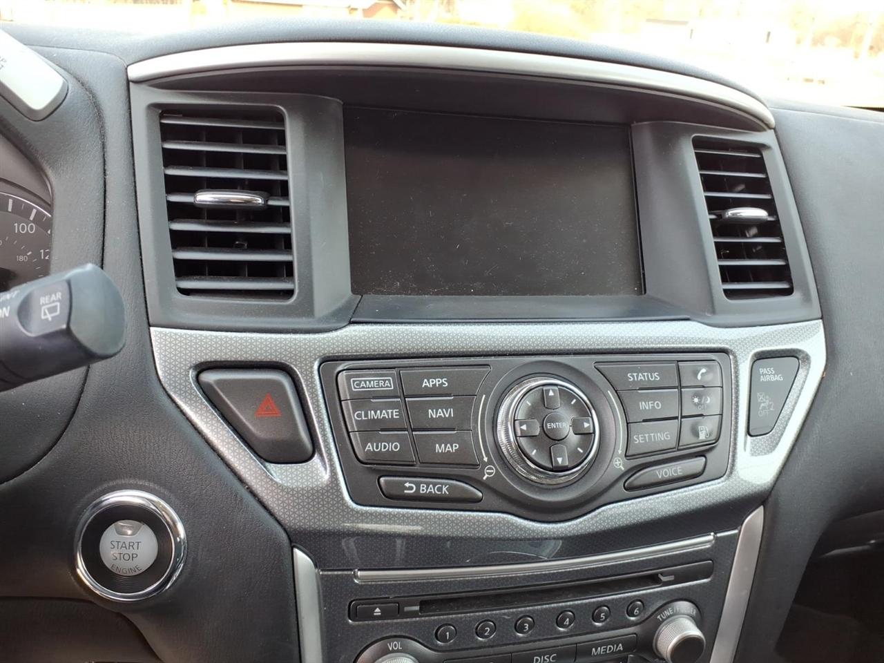 Nissan Pathfinder  2018