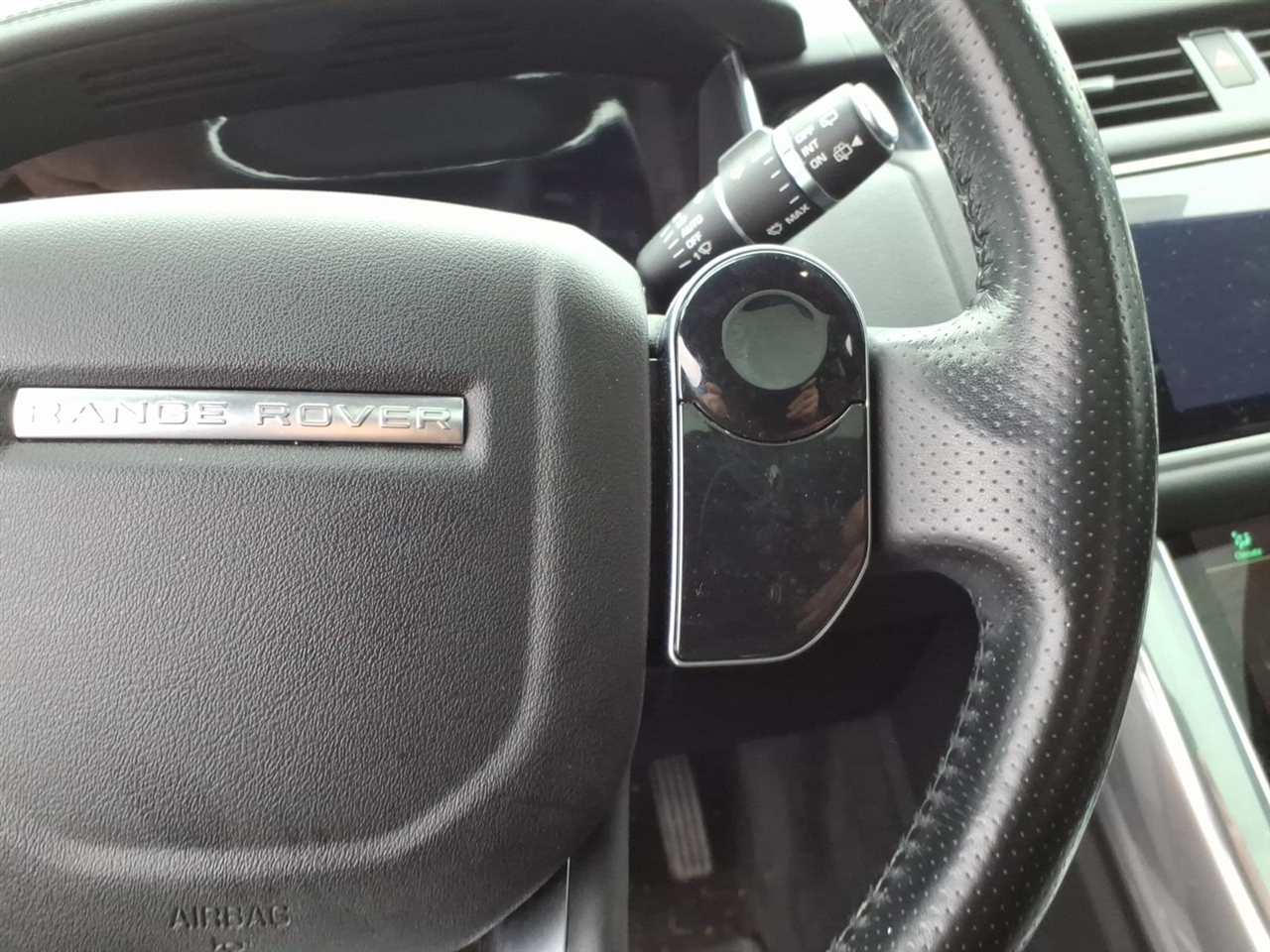 Land Rover Range Rover Sport  2018