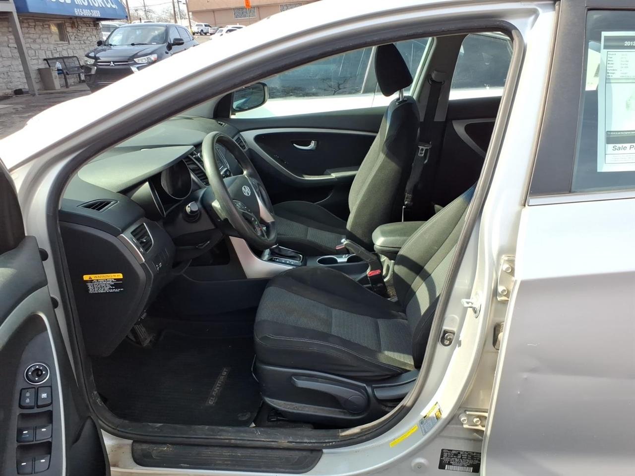 Hyundai Elantra GT  2013