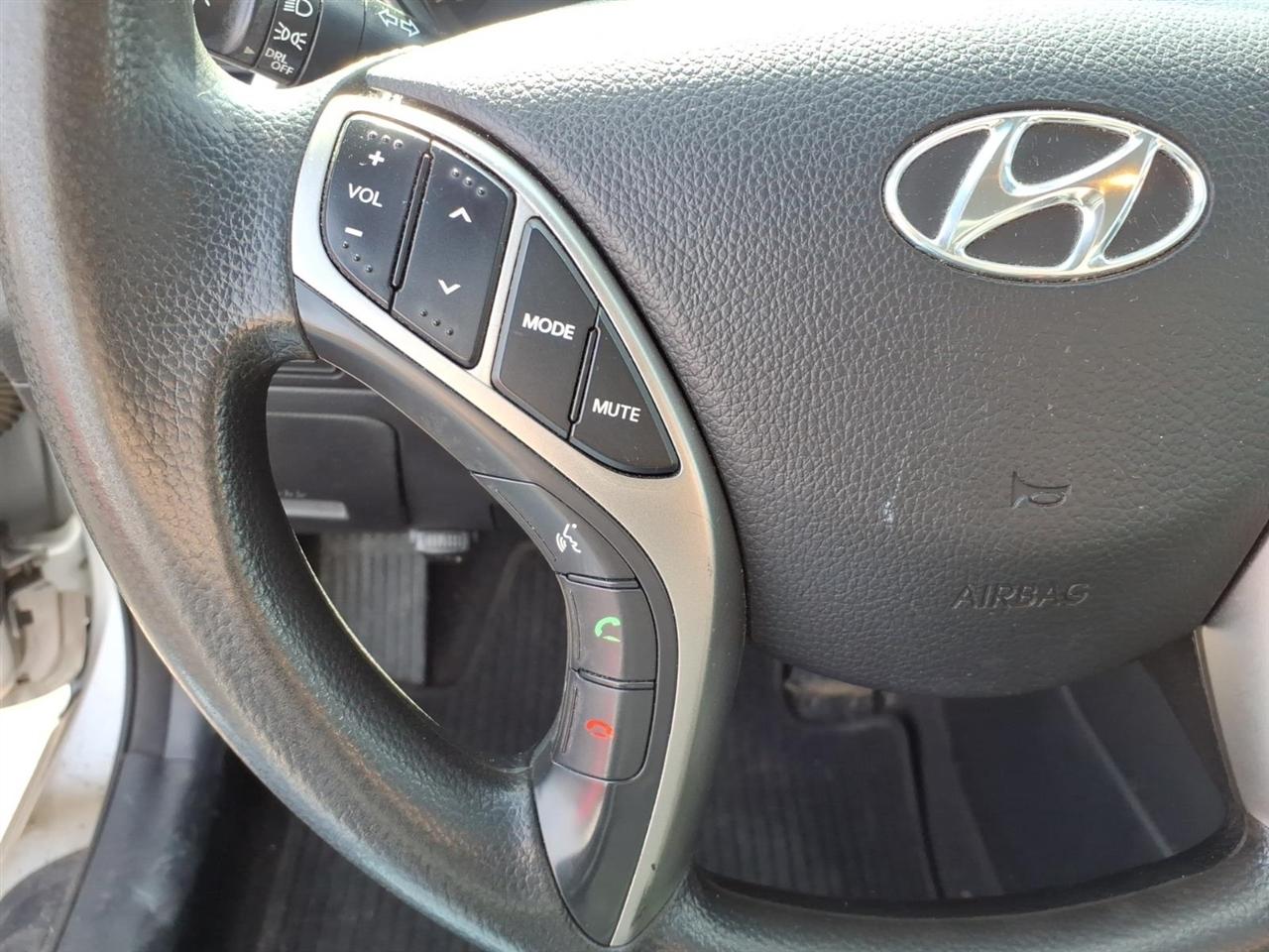 Hyundai Elantra GT  2013