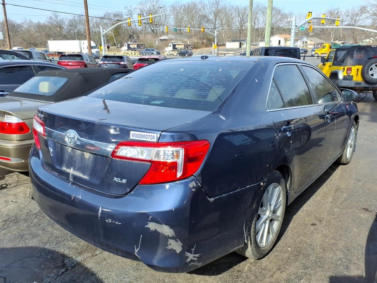Toyota Camry  2014