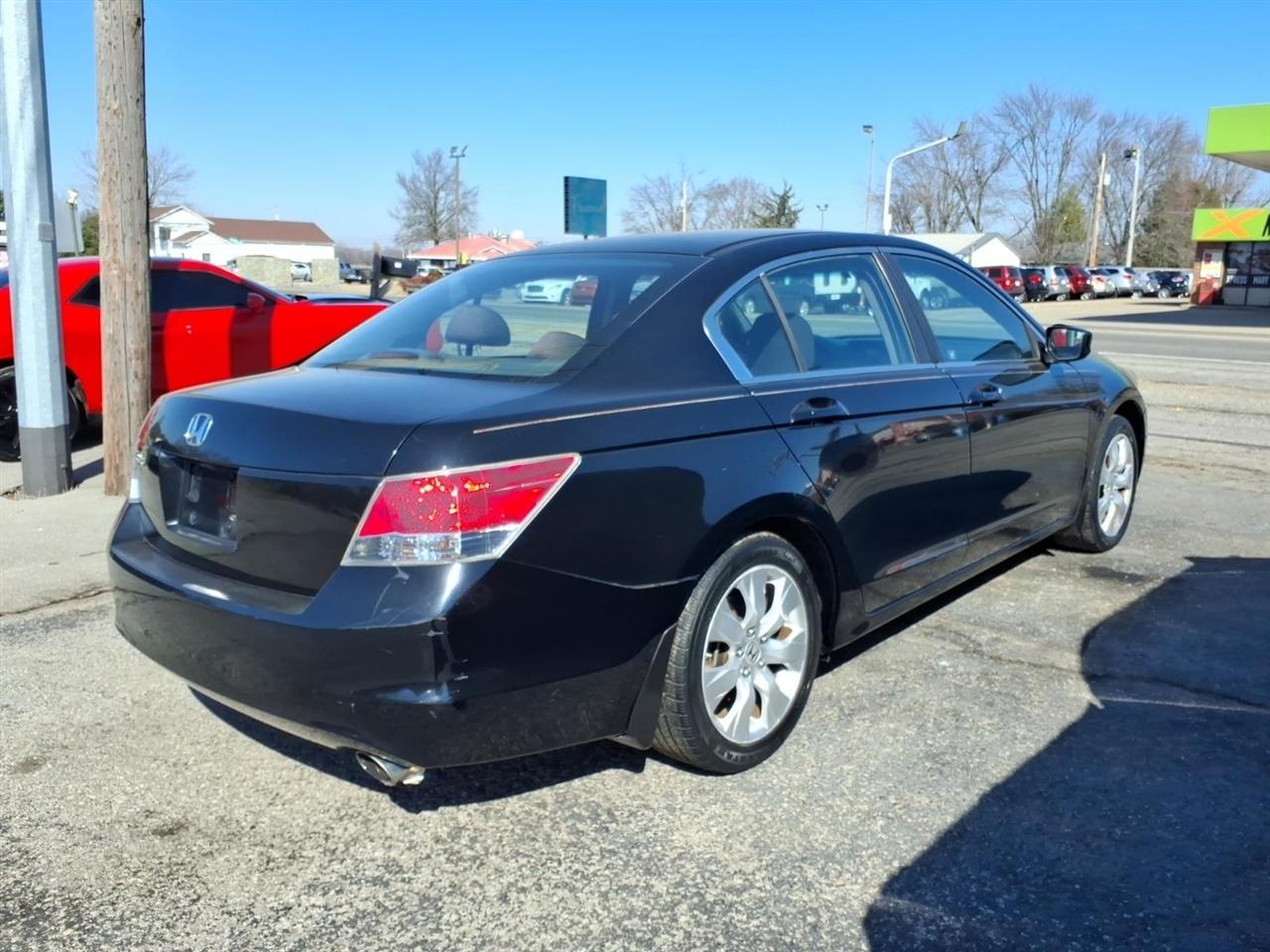 Honda Accord Sdn  2010