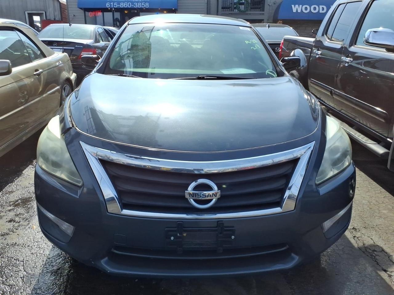 Nissan Altima  2013