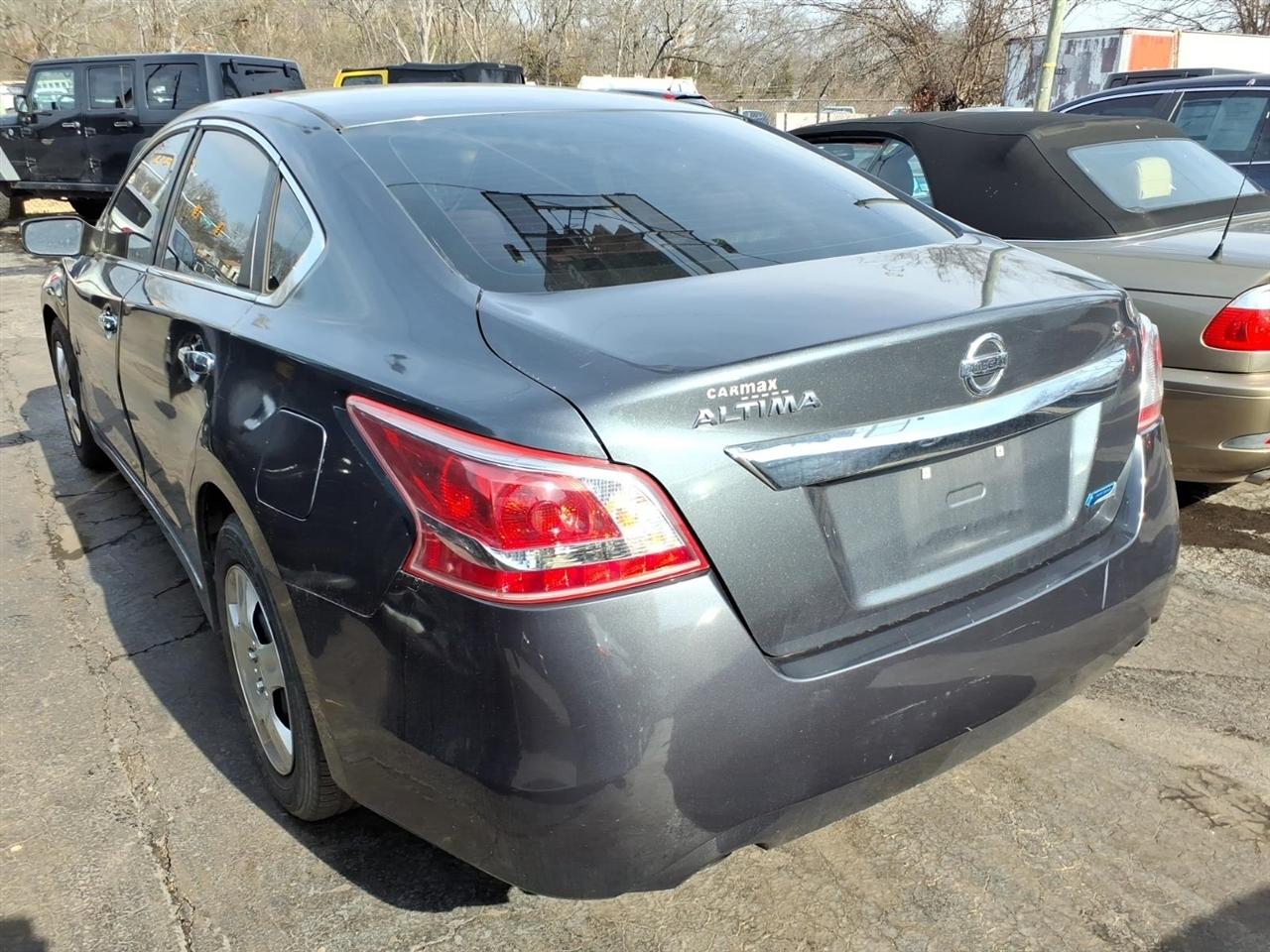 Nissan Altima  2013