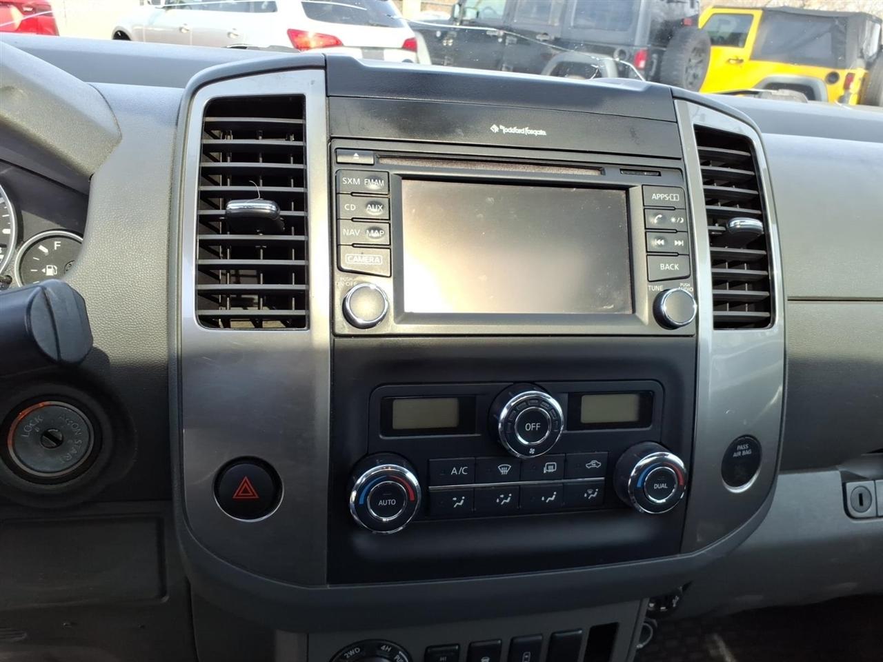 Nissan Frontier  2019