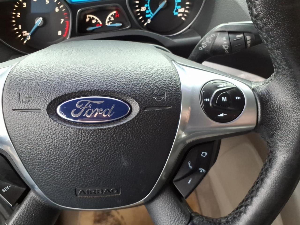 Ford Escape  2013