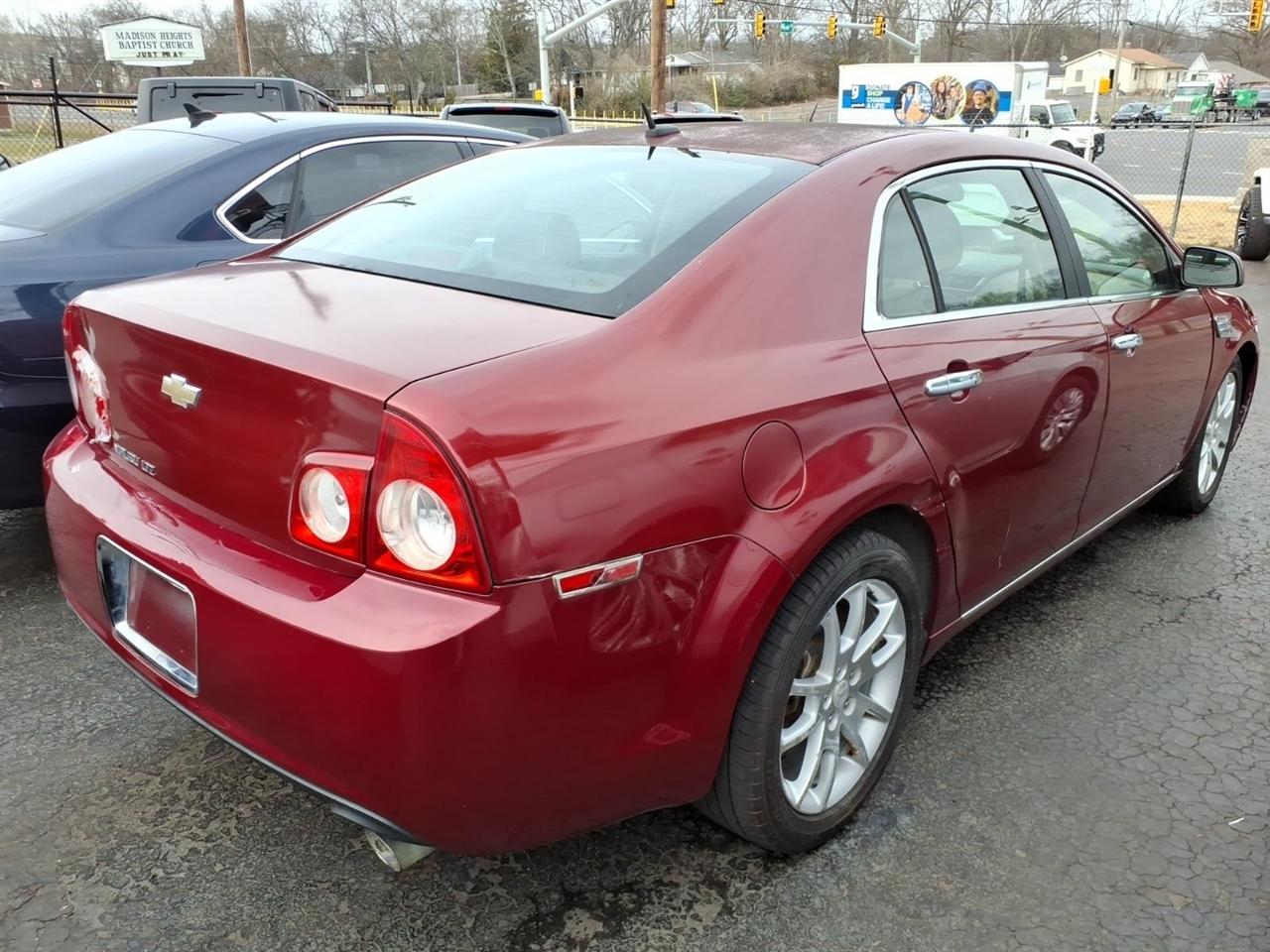 Chevrolet Malibu  2010