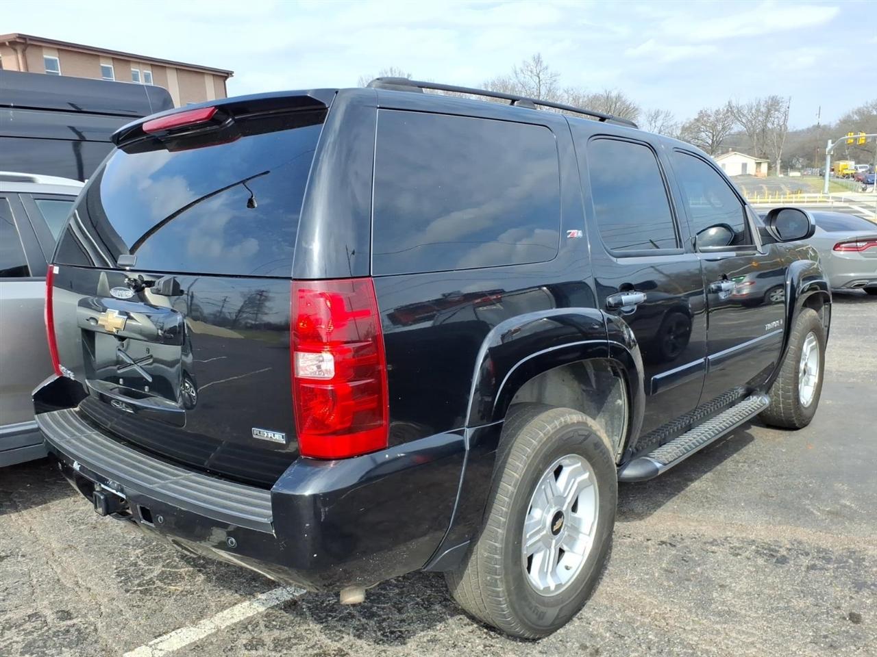 Chevrolet Tahoe  2007