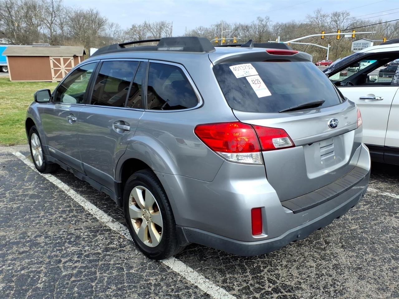 Subaru Outback  2011