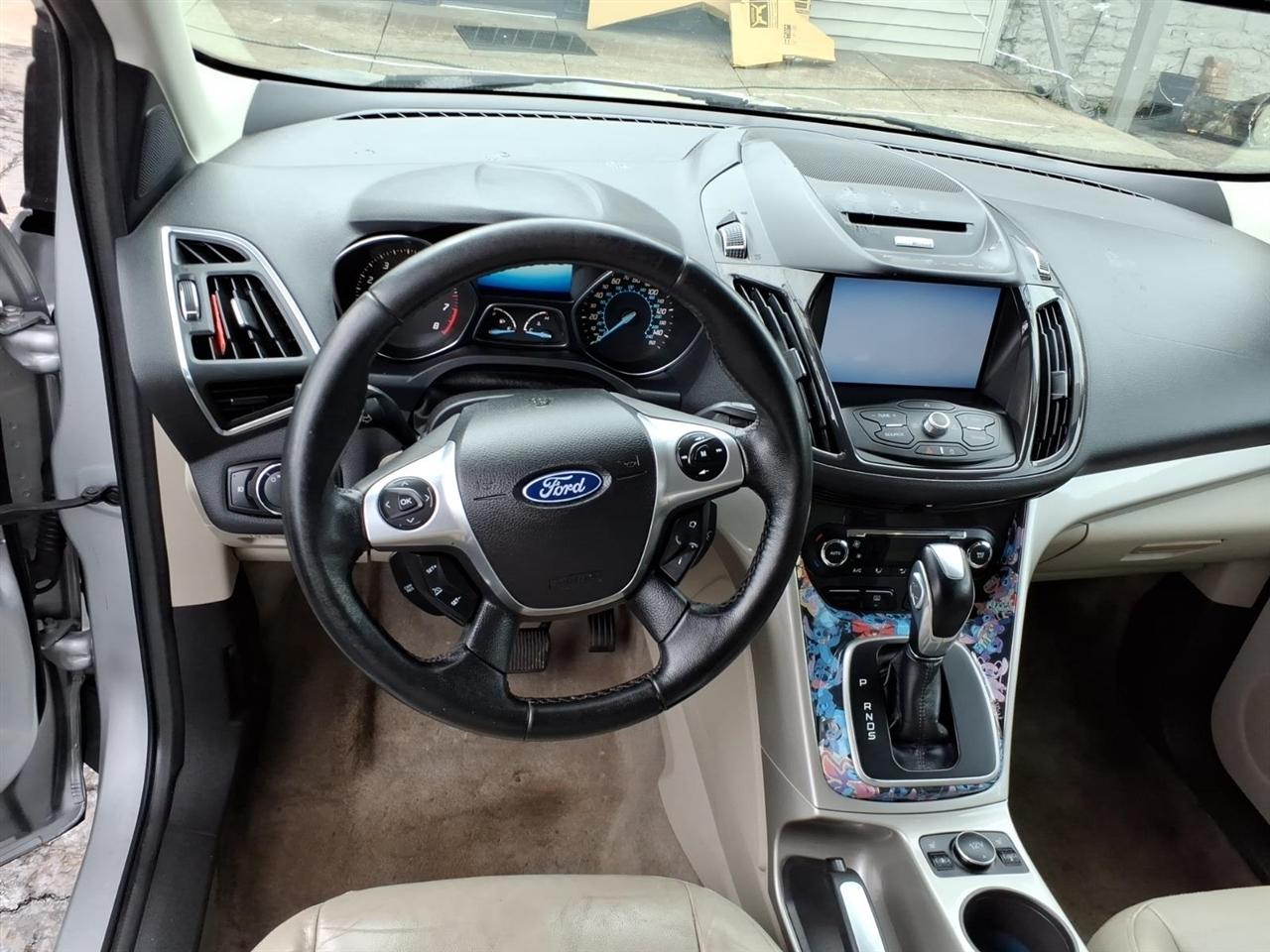 Ford Escape  2013