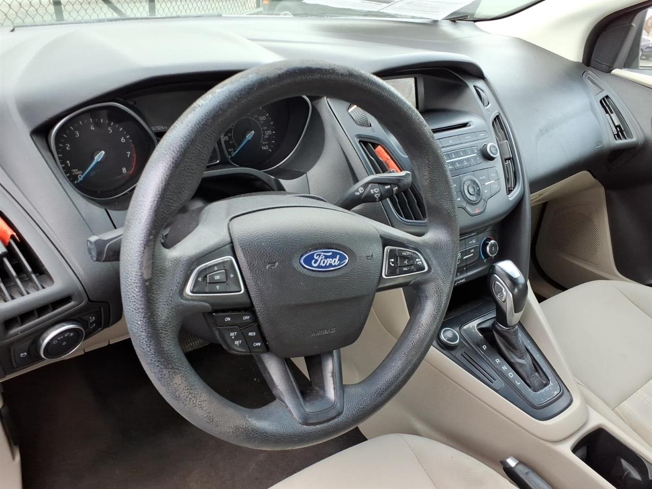 Ford Focus  2015