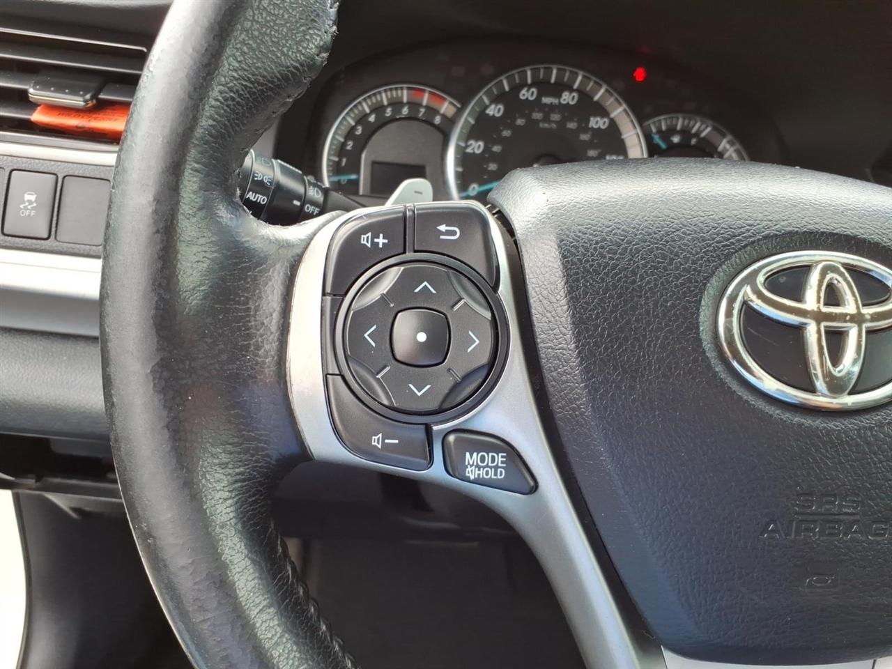 Toyota Camry  2012