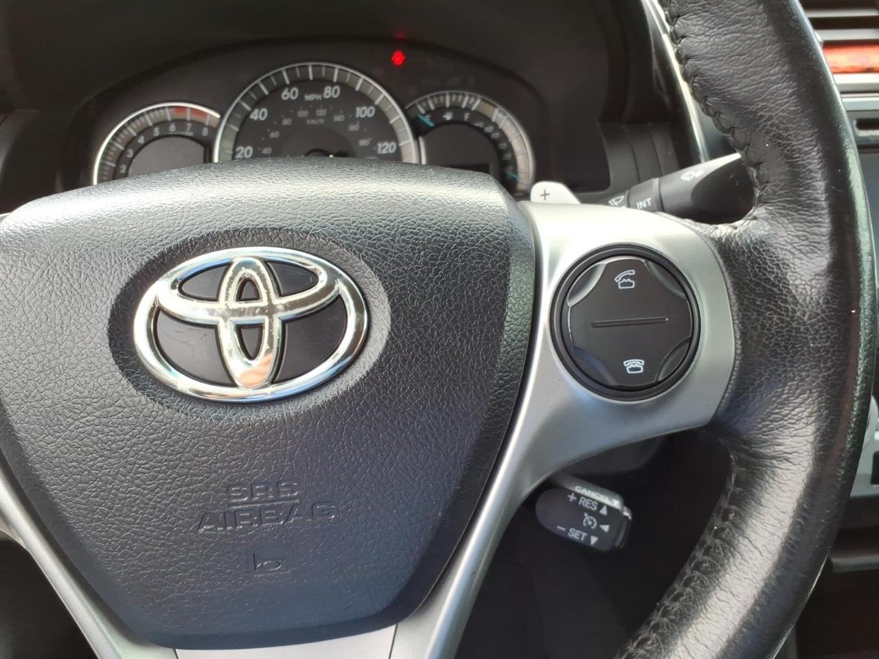 Toyota Camry  2012