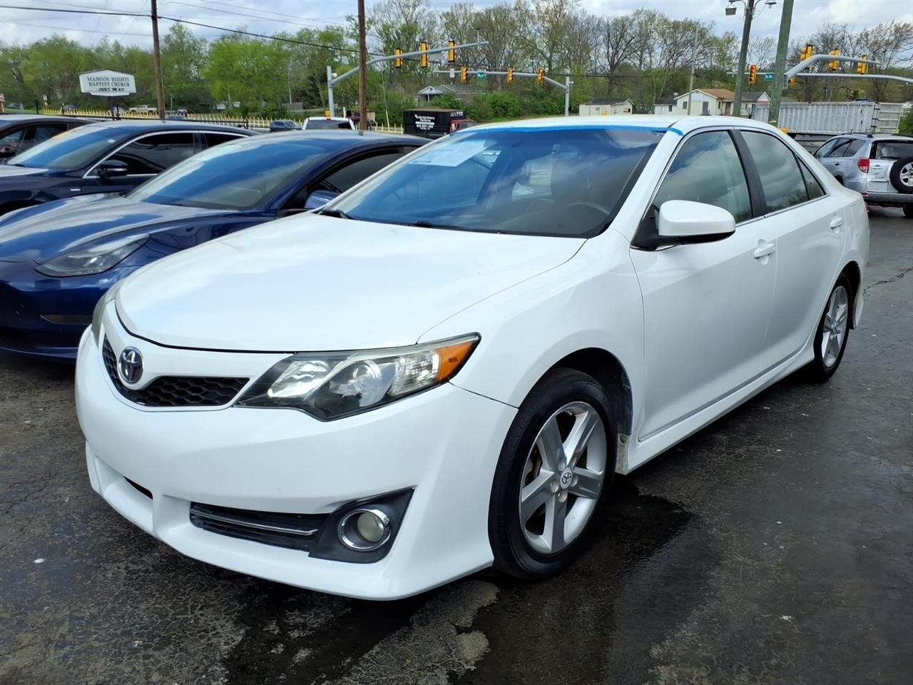 Toyota Camry  2012