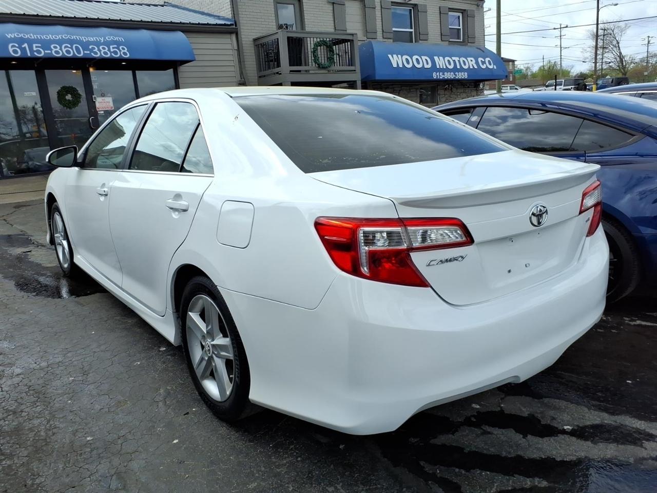 Toyota Camry  2012