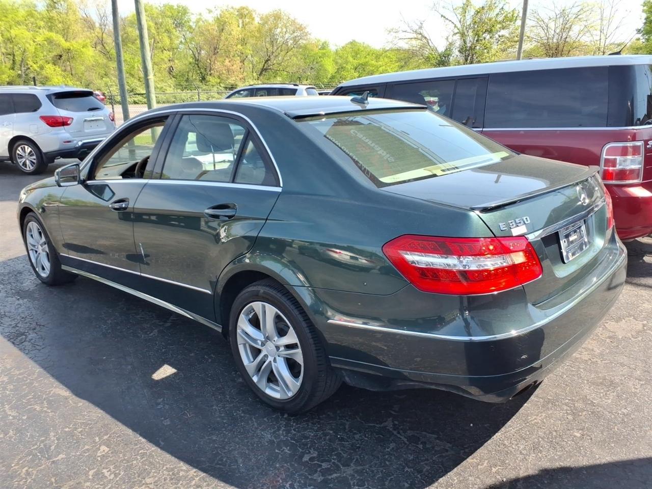 Mercedes-Benz E-Class  2010