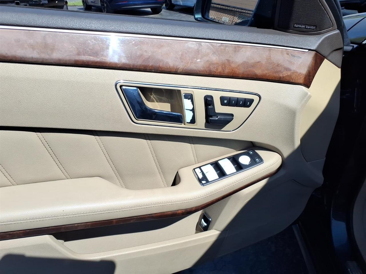 Mercedes-Benz E-Class  2010