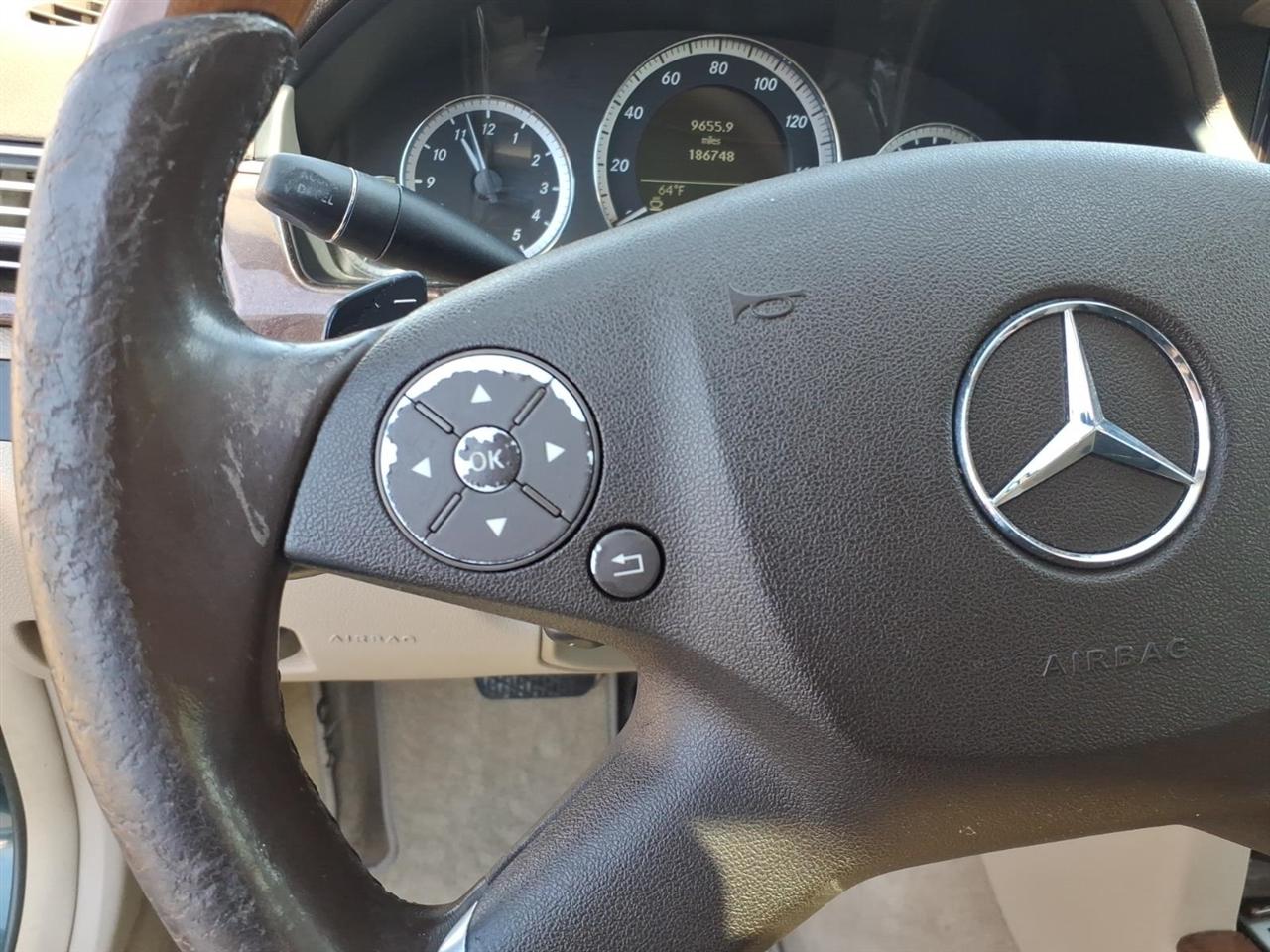 Mercedes-Benz E-Class  2010