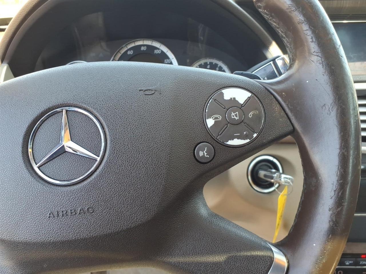 Mercedes-Benz E-Class  2010