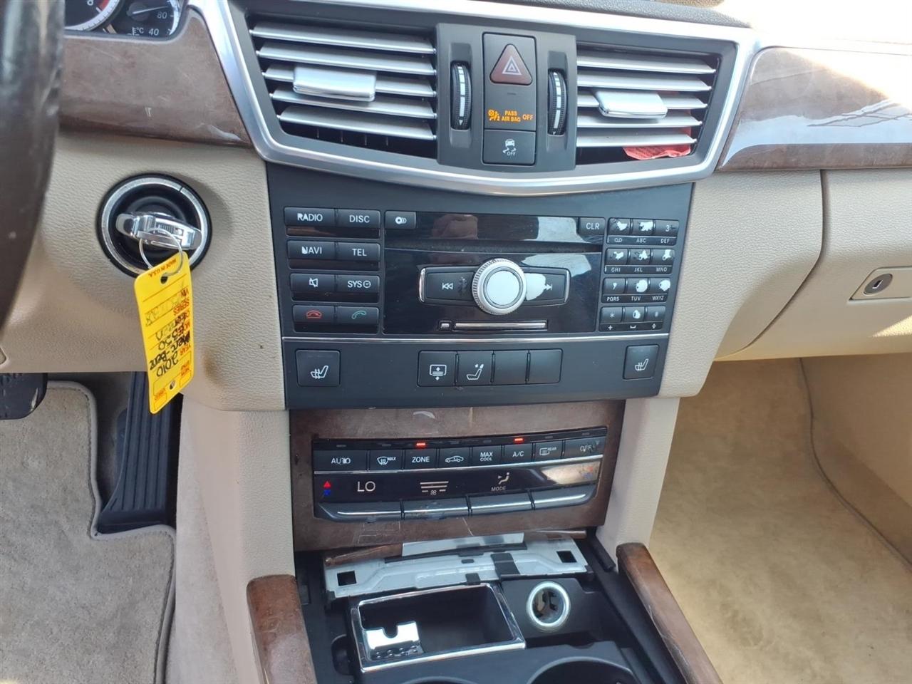 Mercedes-Benz E-Class  2010