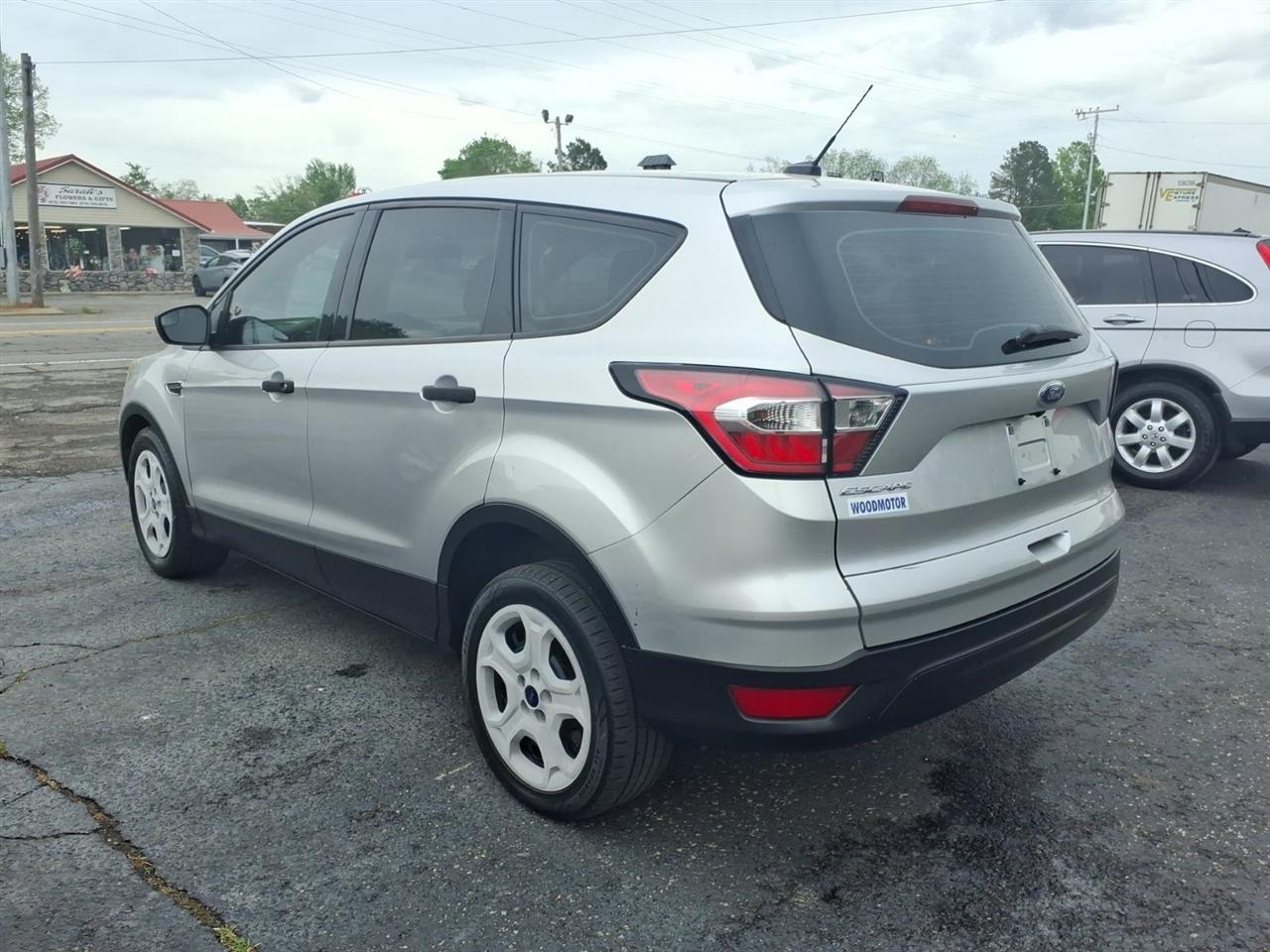 Ford Escape  2017