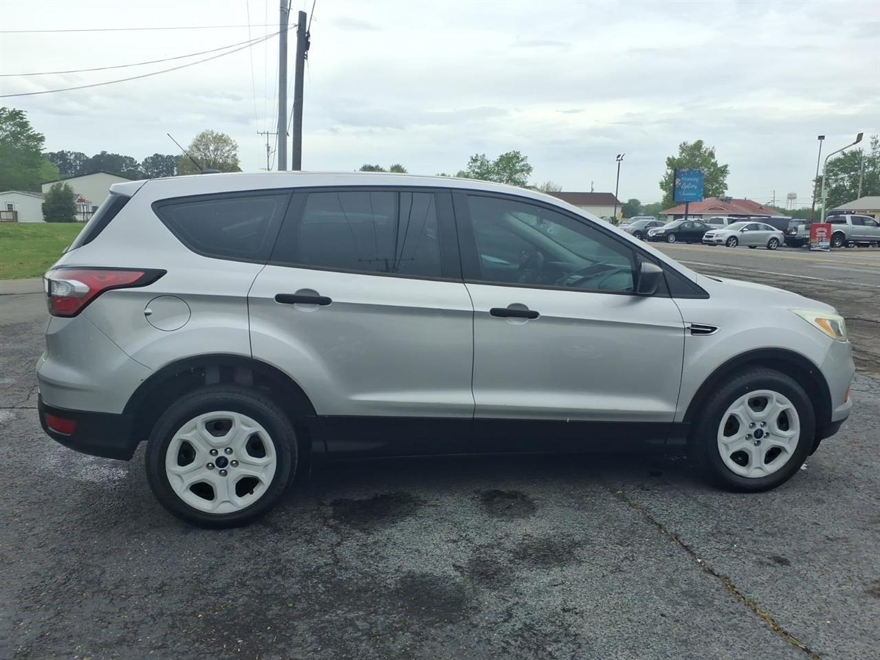 Ford Escape  2017
