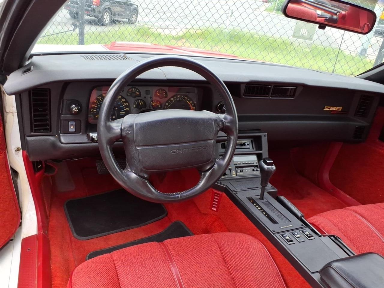 Chevrolet Camaro  1992