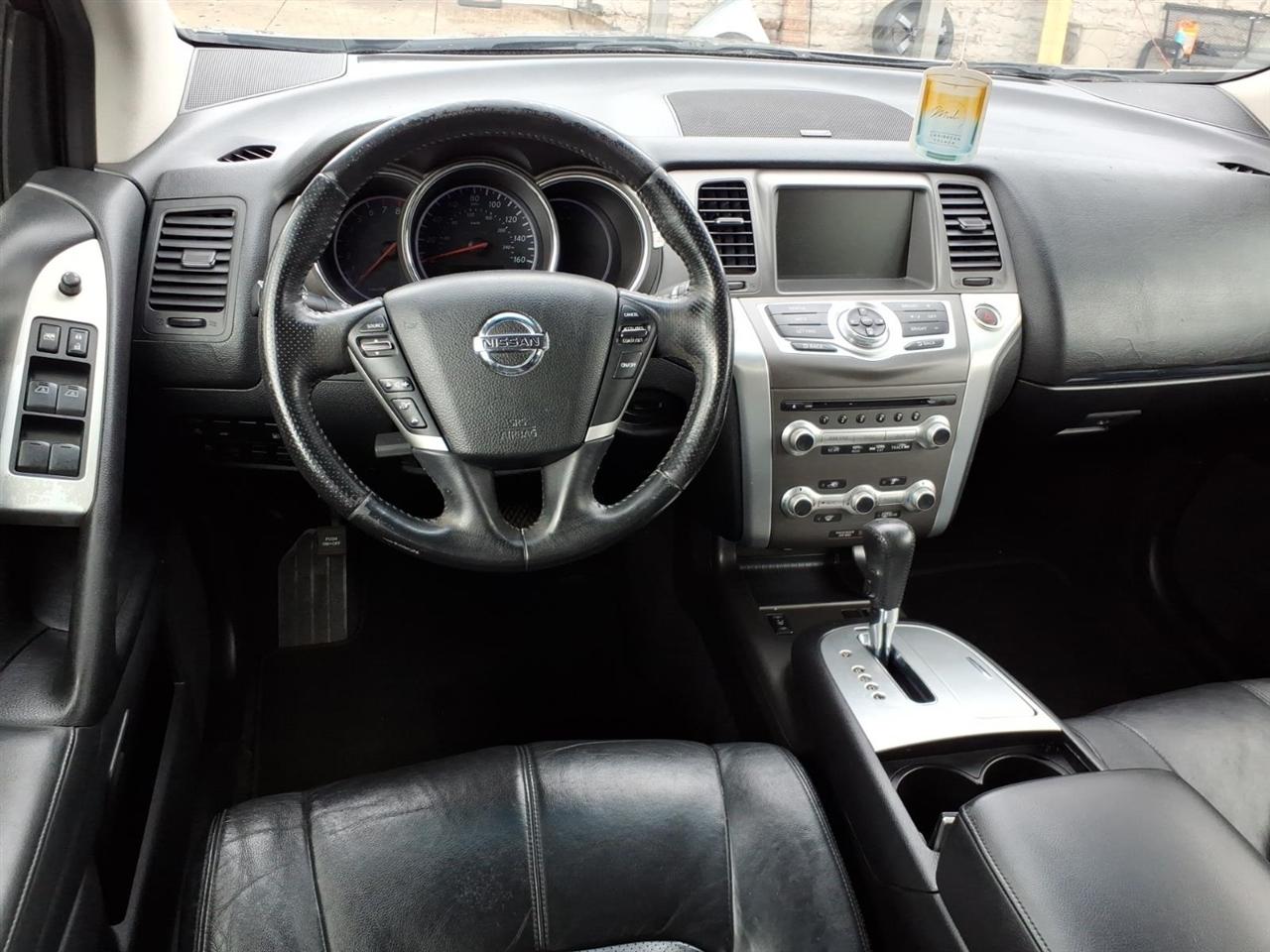 Nissan Murano  2011