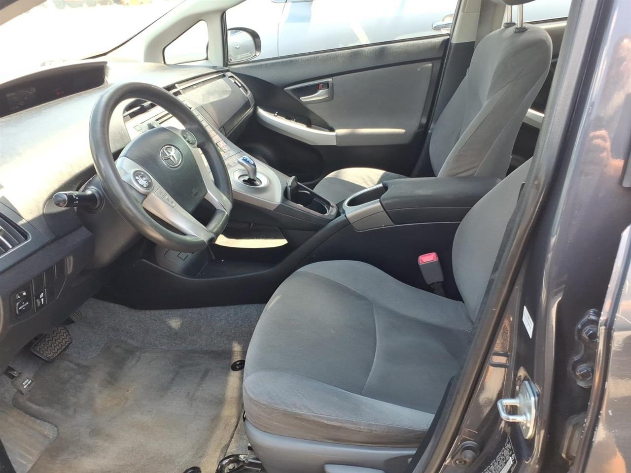 Toyota Prius  2013