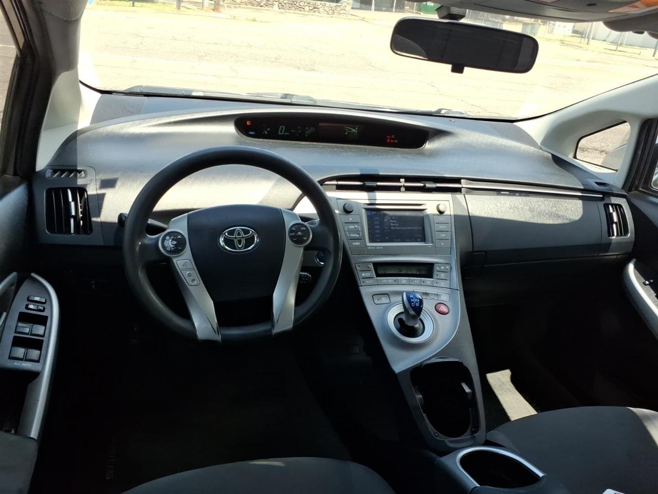 Toyota Prius  2013
