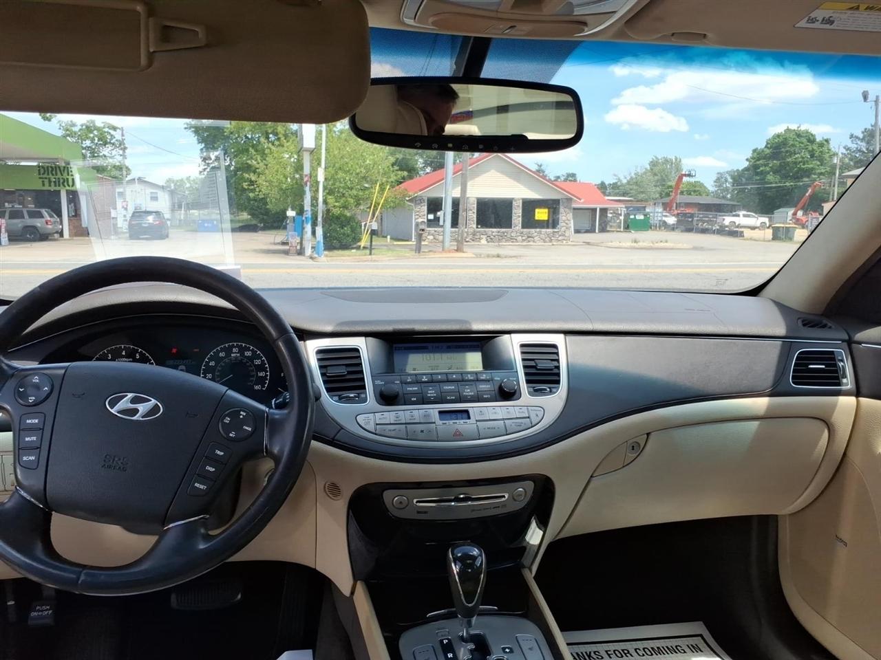 Hyundai Genesis  2009