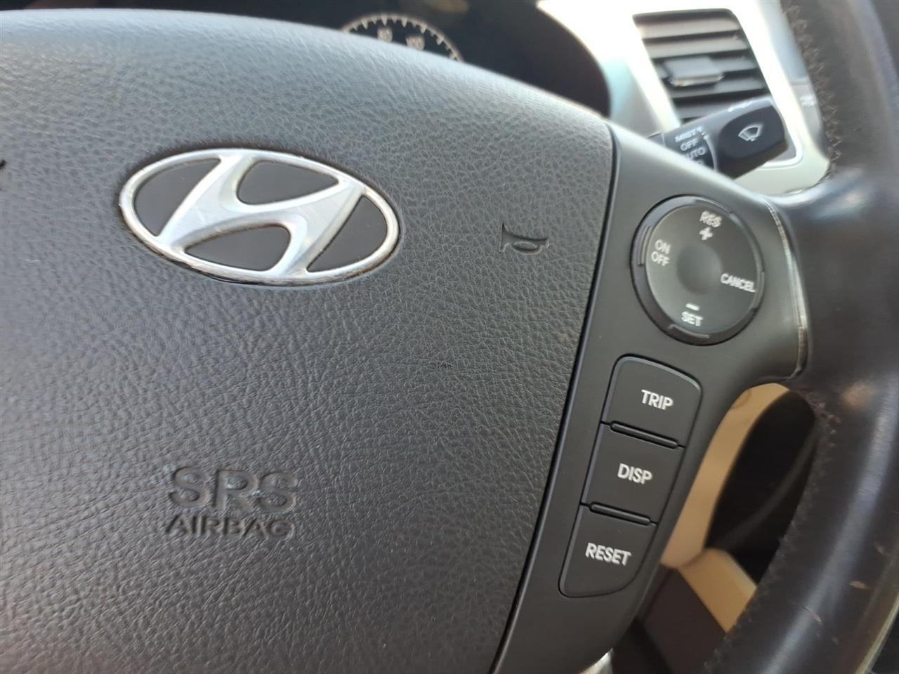 Hyundai Genesis  2009