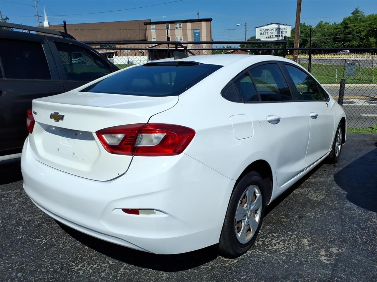 Chevrolet Cruze  2018