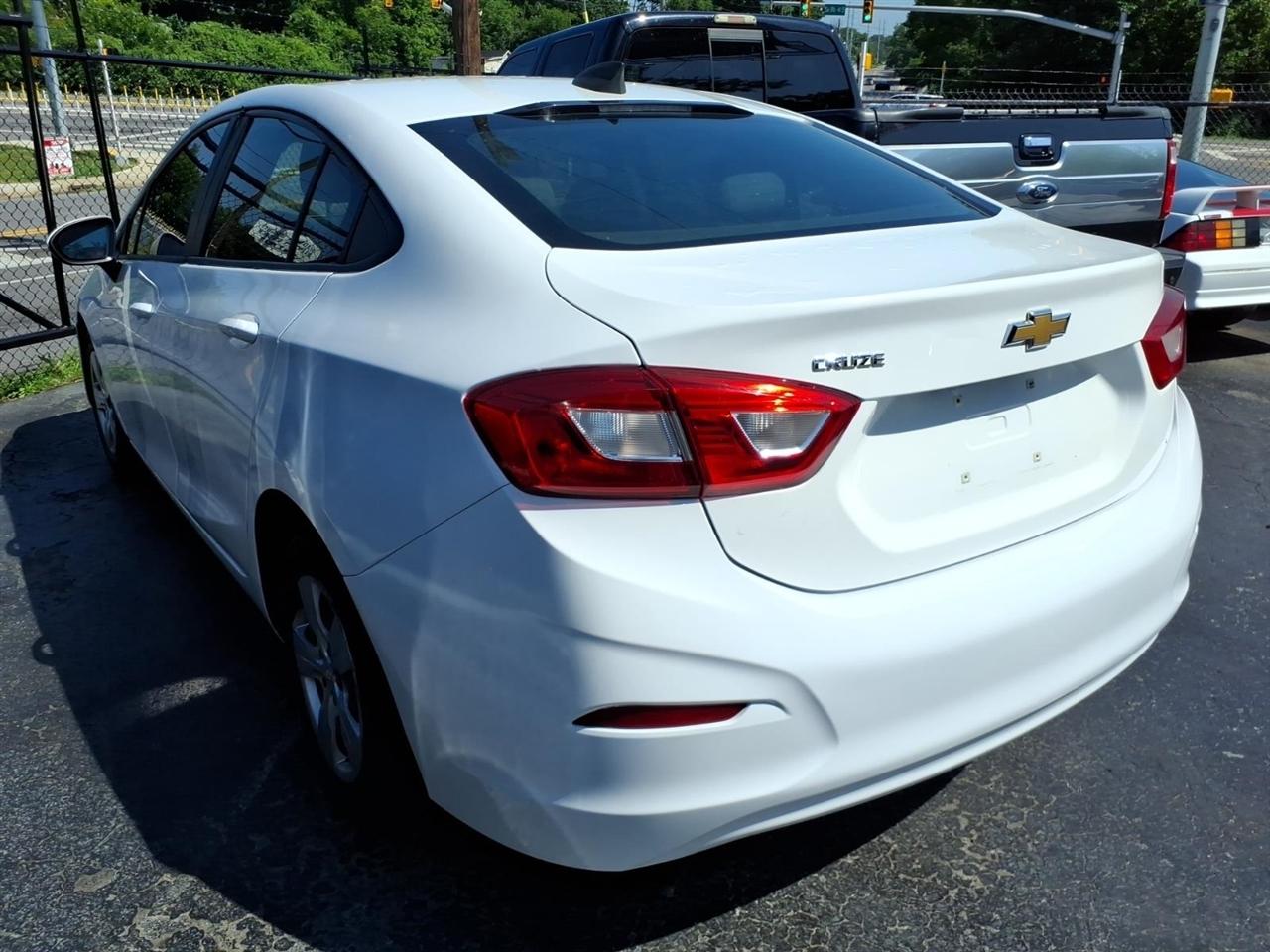 Chevrolet Cruze  2018