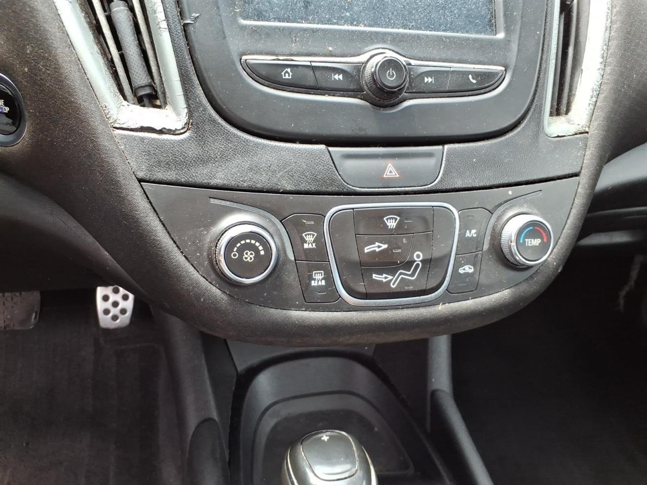 Chevrolet Malibu  2016