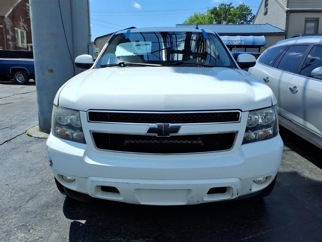 Chevrolet Tahoe  2012