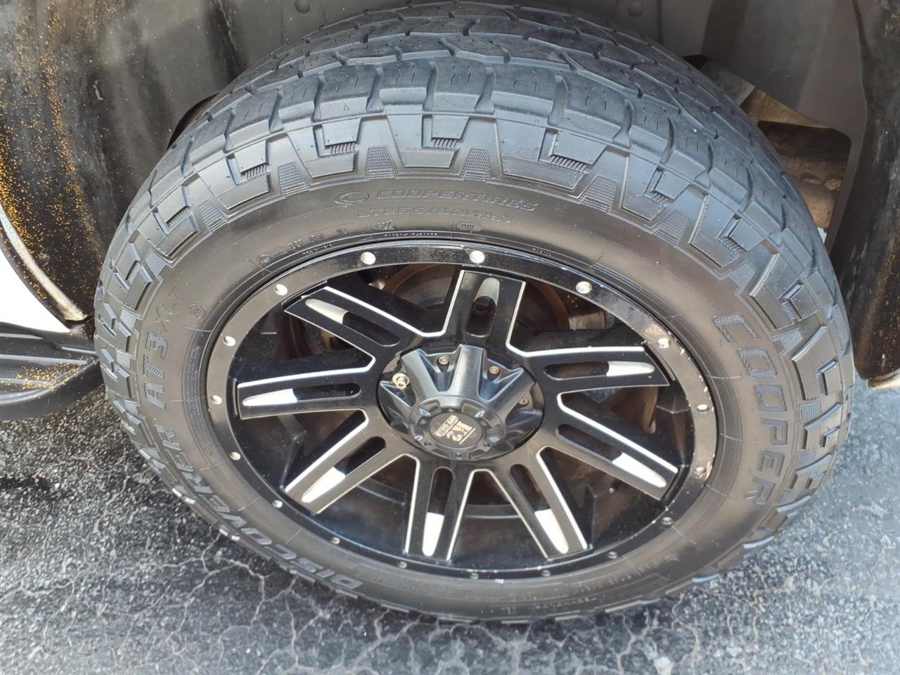 Chevrolet Tahoe  2012