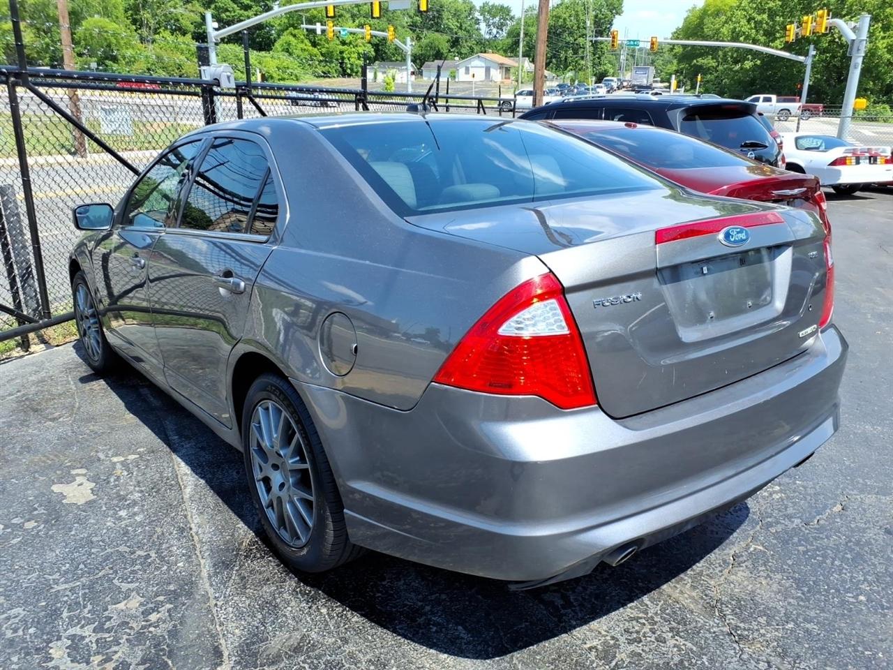 Ford Fusion  2012