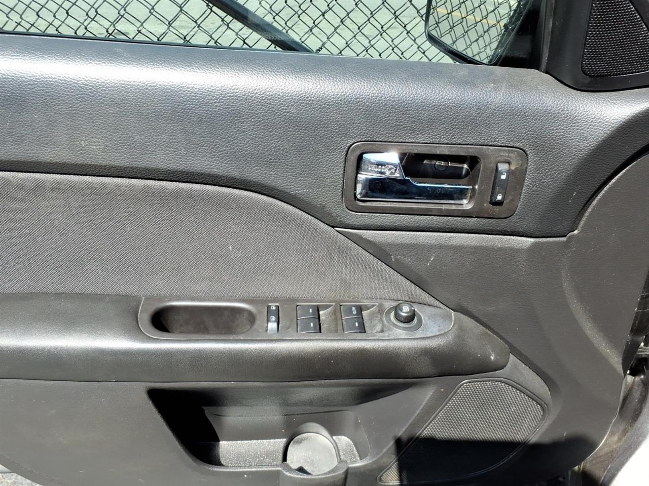 Ford Fusion  2012