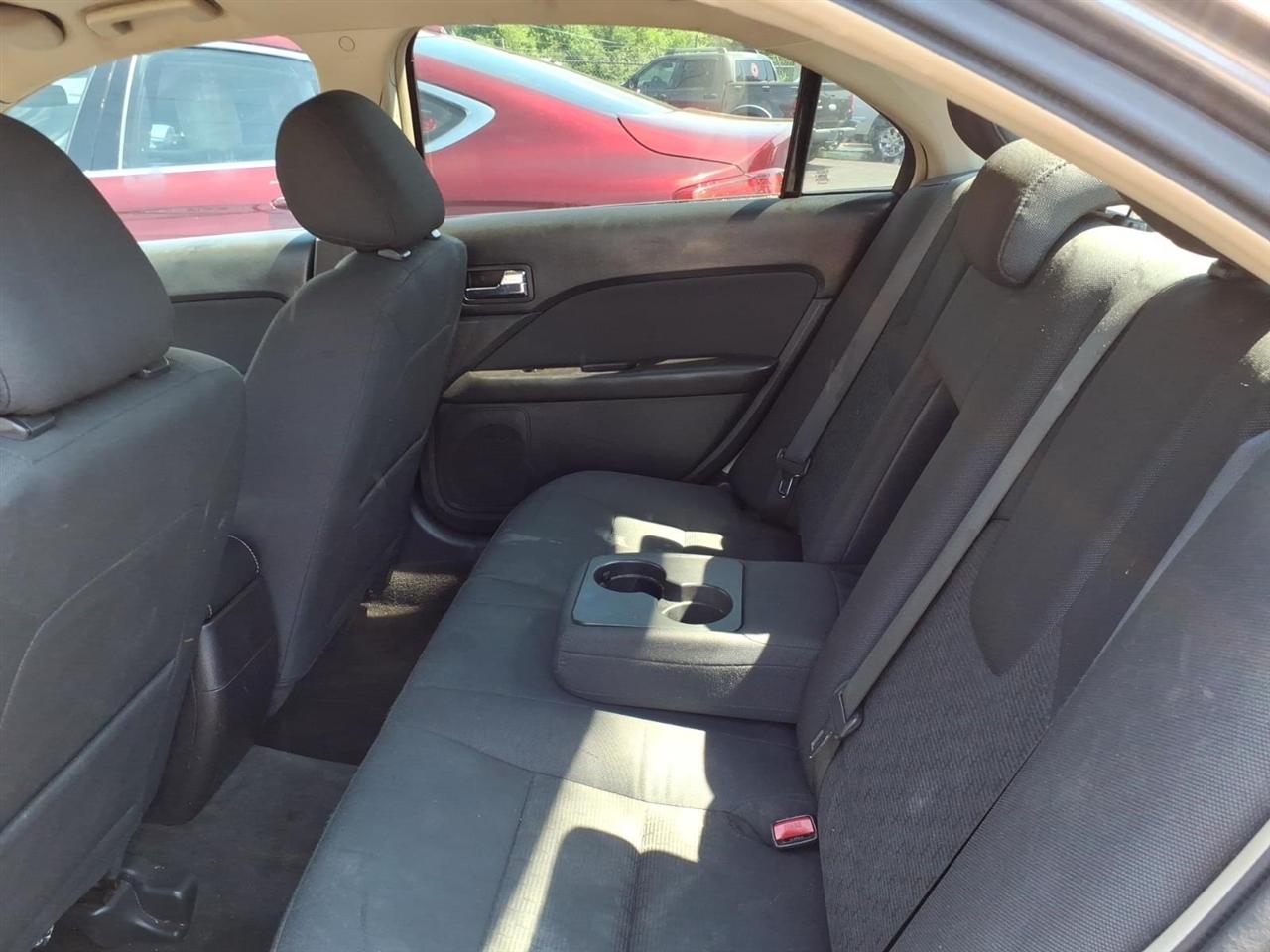 Ford Fusion  2012