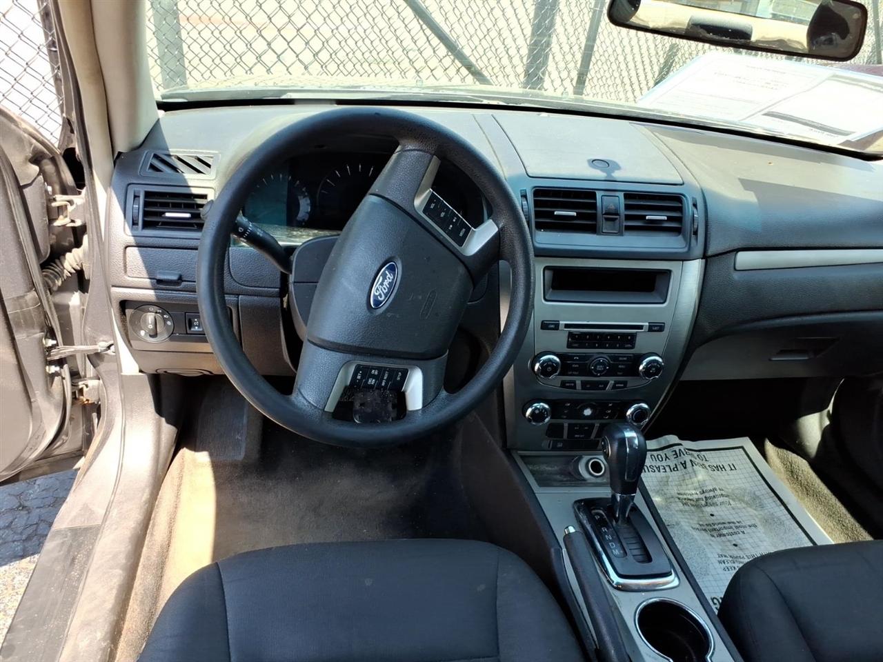 Ford Fusion  2012